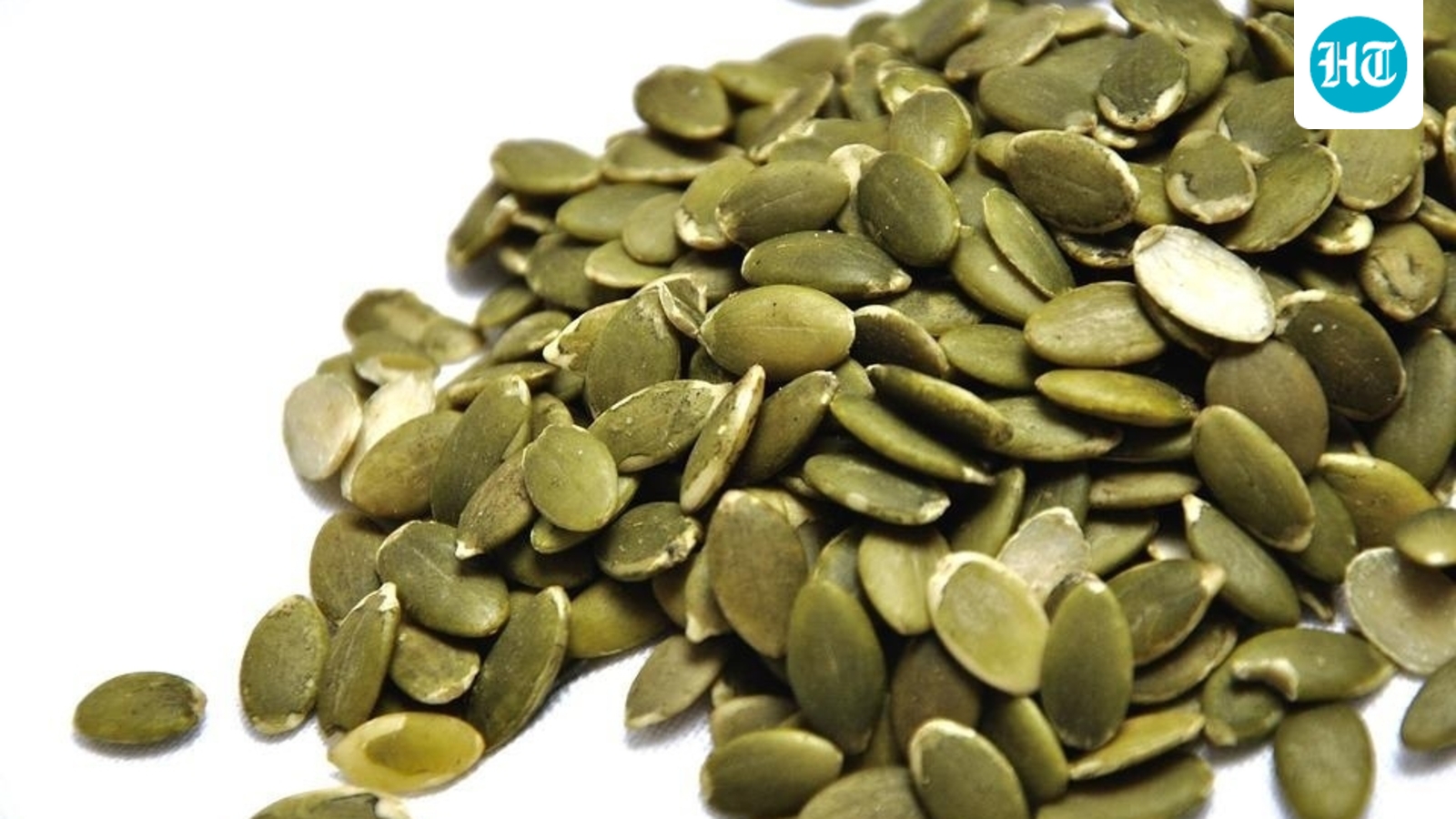 Roasted vs raw pumpkin seeds: Nutritionist explains which option is healthier for your diet and nutritional needs