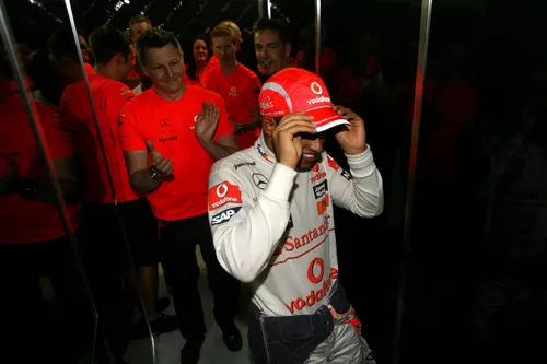 hamilton-mclaren-2008-f1