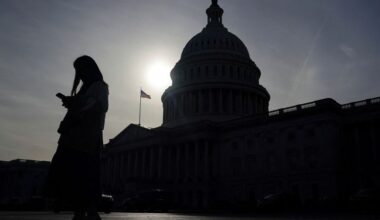 Trump says he’ll sign executive order blocking state AI regulations, despite safety fears