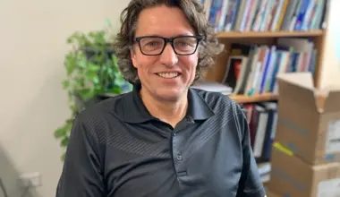 Hanover School Division takes measured approach to AI expansions - SteinbachOnline.com