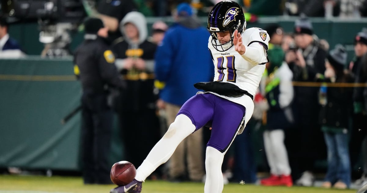 NFL's fourth-down revolution and new rules lead to record-low punts in 2025