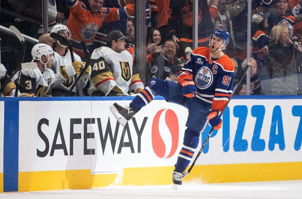 Oilers' McDavid named NHL's first star for second straight week