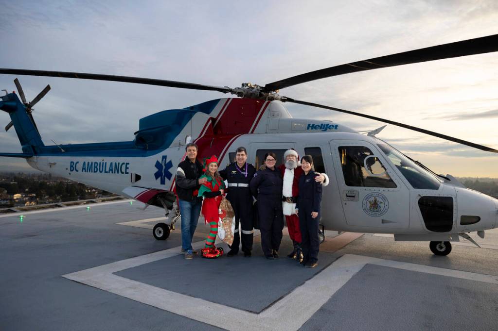 BC Air Ambulance brought Santa to Surrey Memorial Hospital for the annual Santa Flights event on Dec. 10, 2025. (FILE: Anna Burns/ Surrey Now-Leader)