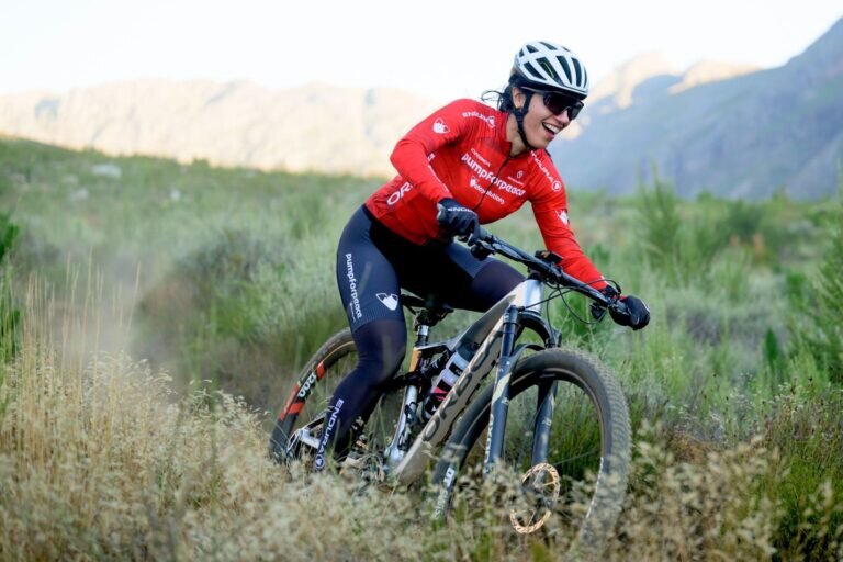 Cyclist Partoazar aims for gold at 2026 Asian Games