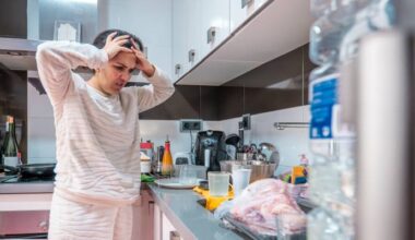 Here are 5 ways to tidy up your life and your wallet for the new year