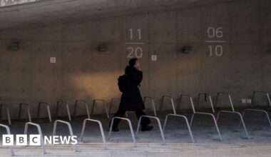 Government developing app showing real-time location of stalkers