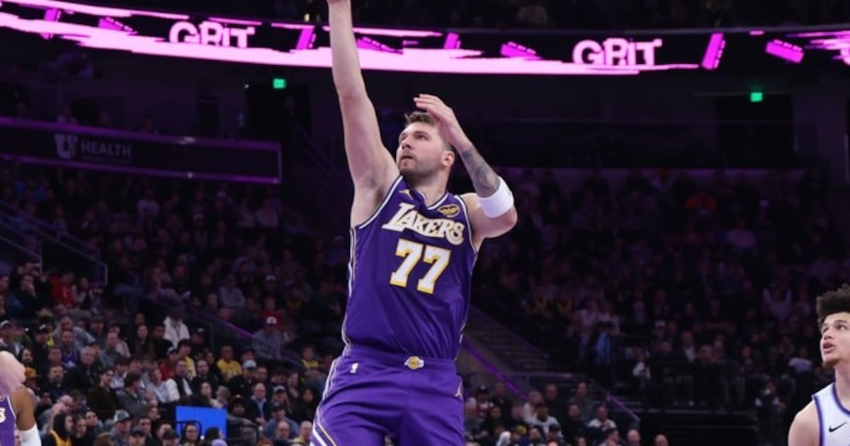 Luka Doncic has 45 points, triple-double as Los Angeles Lakers come back to beat Utah Jazz