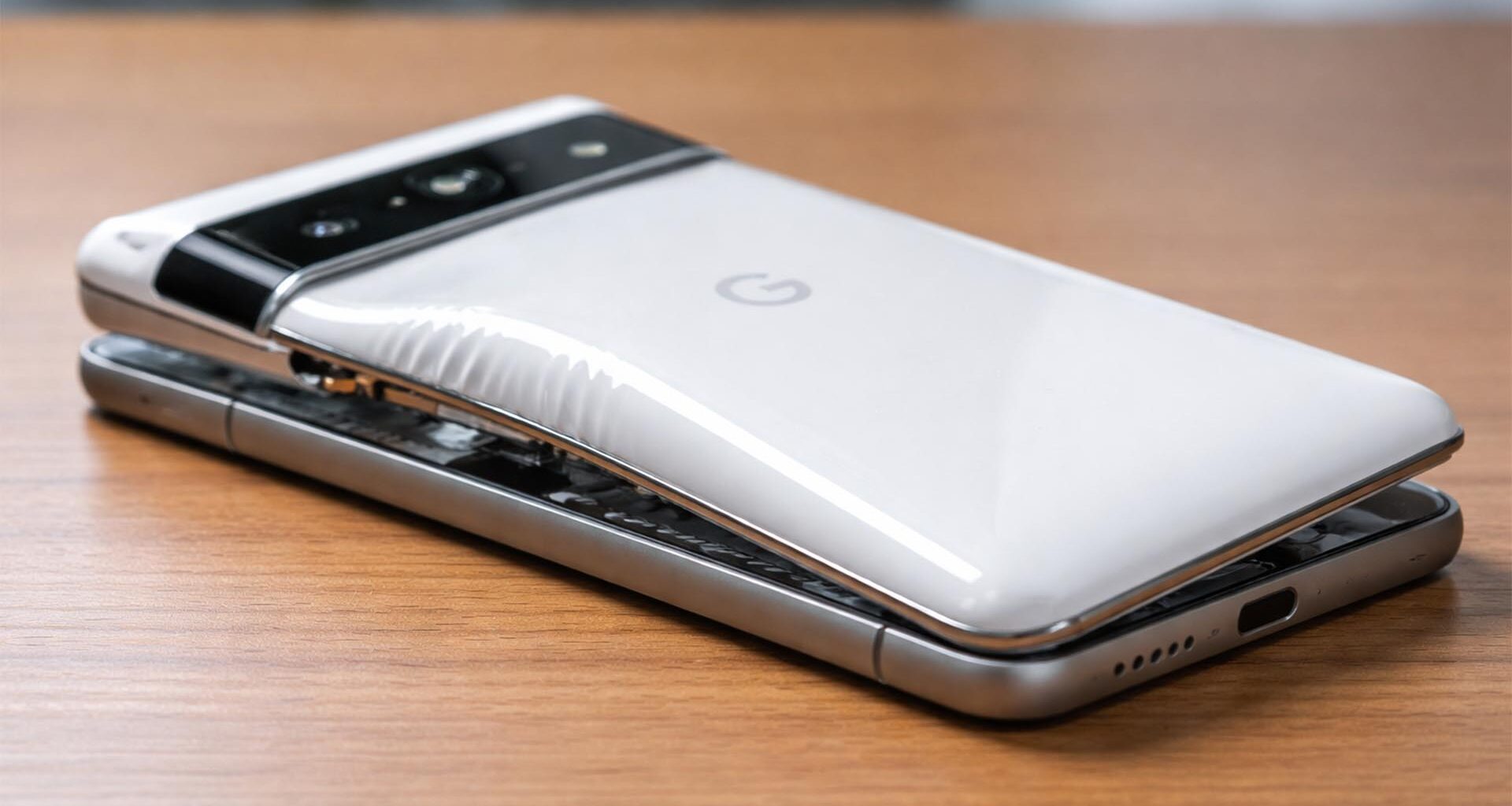 A Google service center representative says the reason why a Pixel's battery was swollen was due to using a Samsung charger