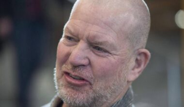 Lululemon founder Chip Wilson calls for board changes to help CEO search