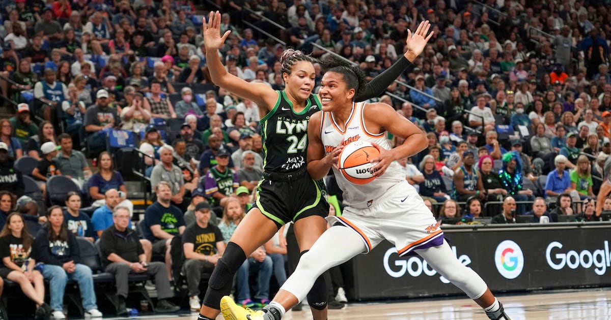 WNBA proposes earlier start to camp, no team housing