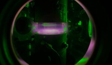 Icy Hot Plasmas: Fluffy, Electrically Charged Ice Grains Reveal New Plasma Dynamics