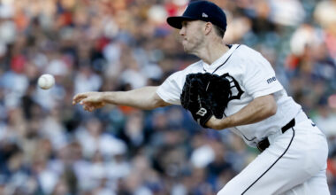 Blue Jays Acquire Chase Lee