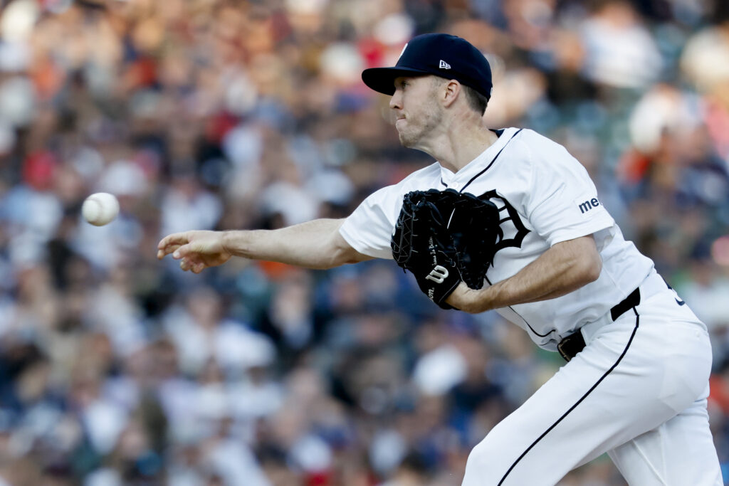 Blue Jays Acquire Chase Lee