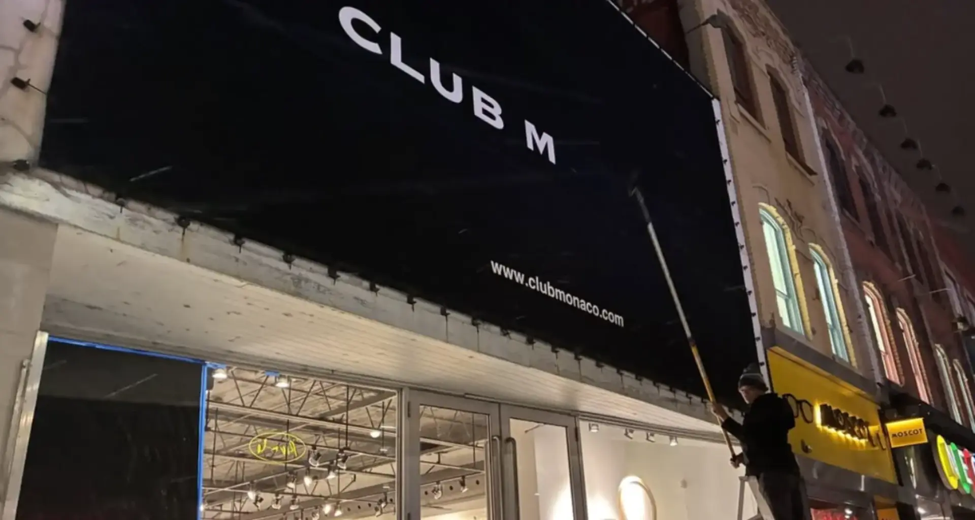 ‘End of an era,’ Queen Street West loses a staple as Club Monaco closes its original store