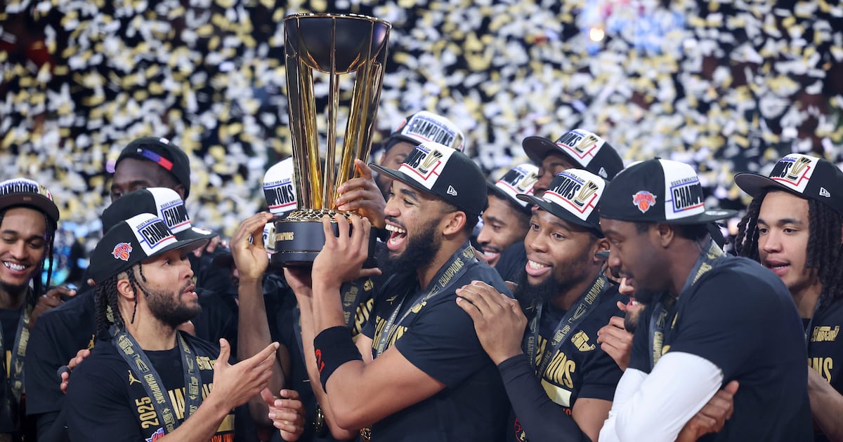 New York Knicks win NBA Cup after rallying to beat San Antonio Spurs