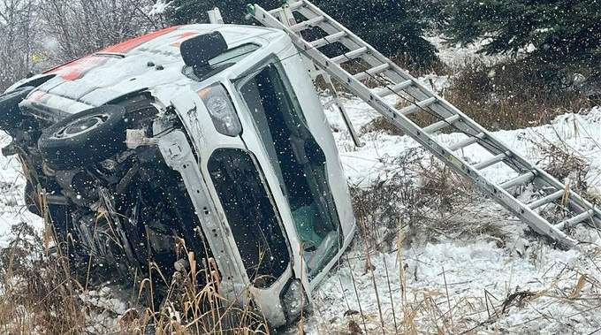 More than 150 collisions across GTHA as snowfall makes roads treacherous: OPP