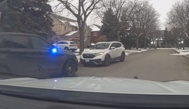 4 teens charged in attempted robbery at mall in Mississauga – CP24