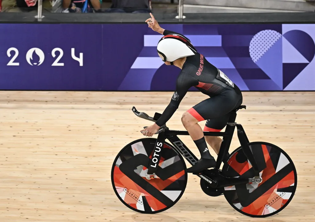 Archie Atkinson celebrates after setting a new world record in the men's C4 4,000m individual pursuit qualifying at the Paris 2024 Paralympic Games