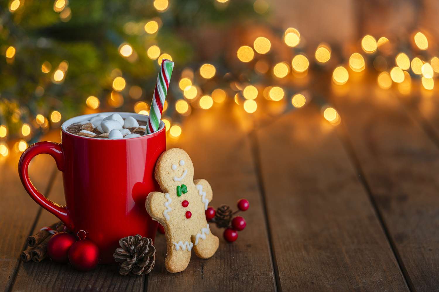 5 Healthier Holiday Drink Swaps for Fewer Calories and Less Sugar