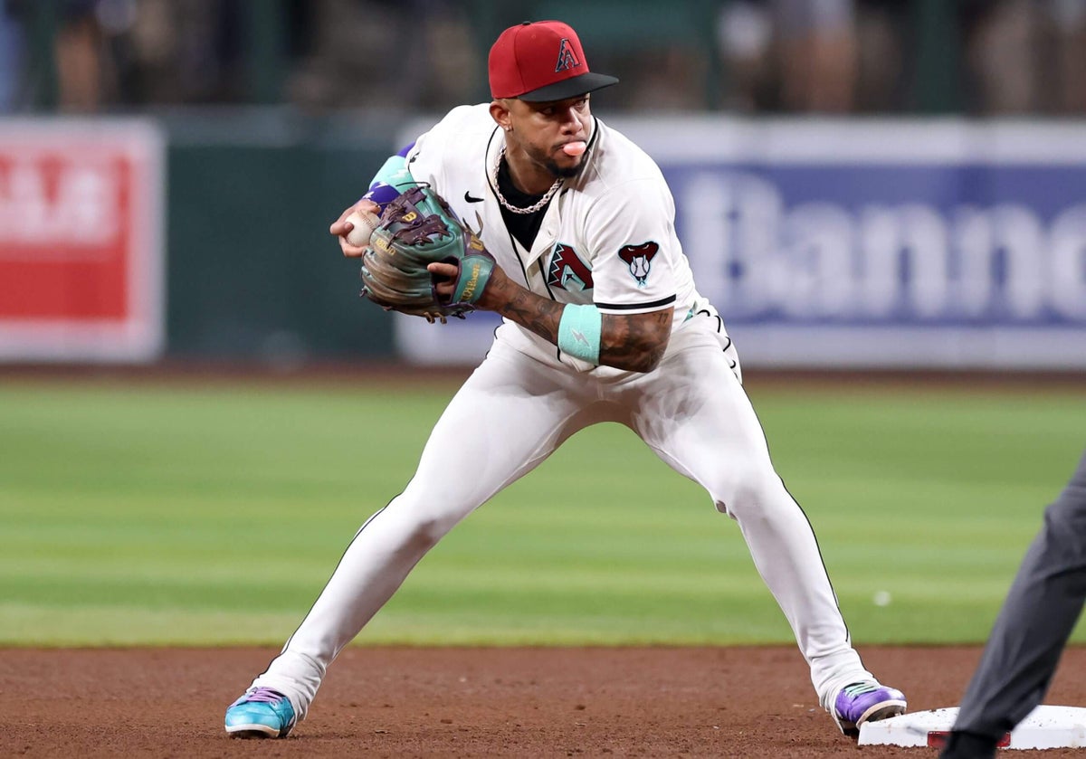 Dbacks’ GM provides update on Ketel Marte trade talks, expects decision ‘shortly’