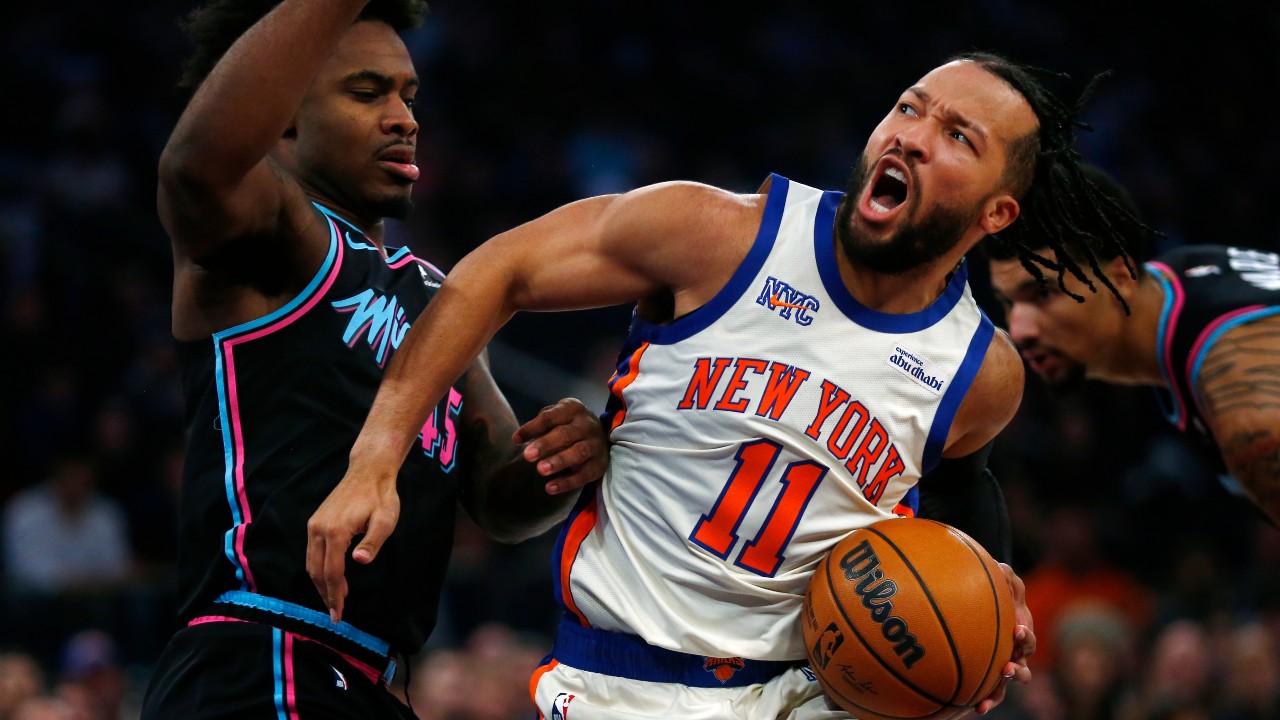 NBA Roundup: Brunson's season-high 47 points lead Knicks past Heat
