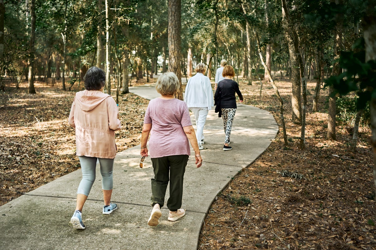 If you struggle to walk 10,000 steps a day, try this science-backed walking workout instead