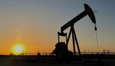 Norway's post-oil economy: Government looking at options