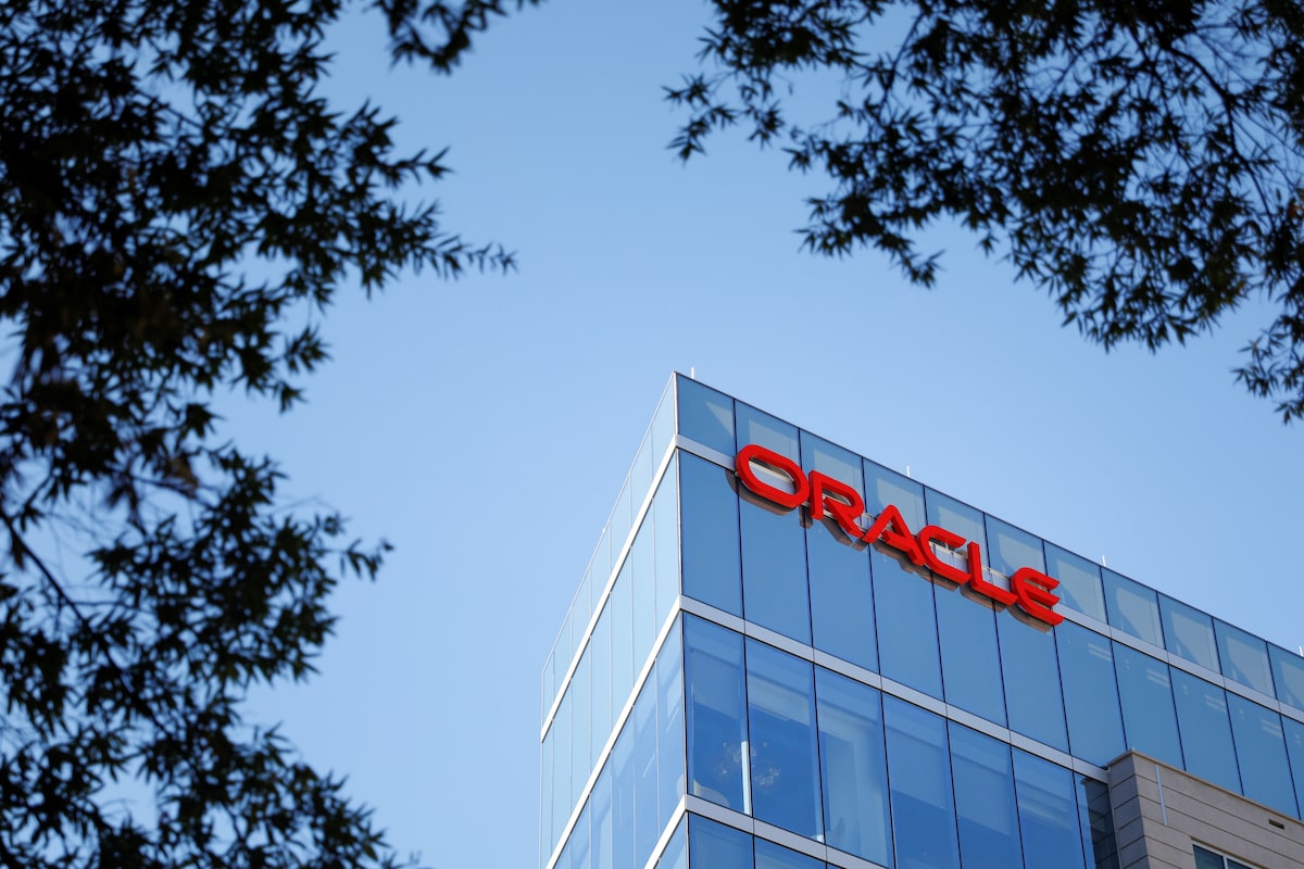 Oracle-Broadcom one-two punch hits AI trade, but investor optimism persists