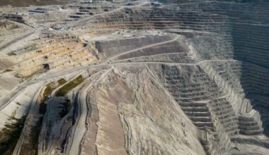 Ottawa approves Anglo-Teck merger - The Globe and Mail