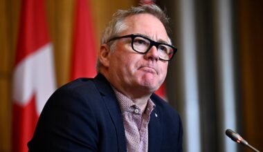 Liberals to accept Bloc amendment to remove religious exemption from hate-speech laws