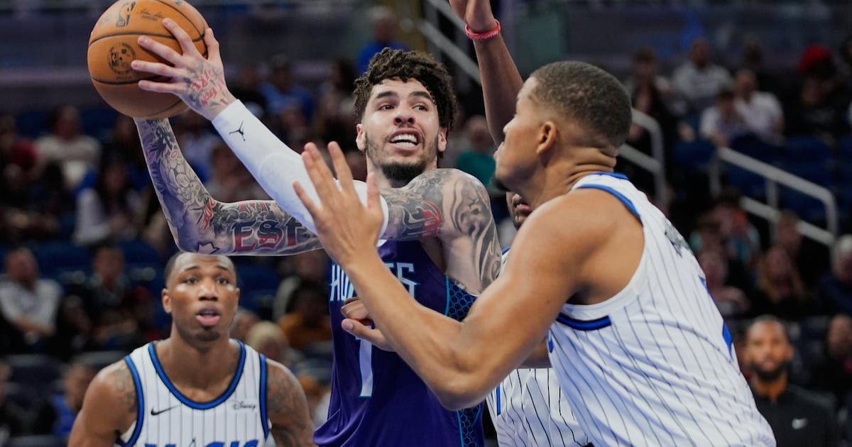 Charlotte Hornets beat Orlando Magic after rookie Kon Knueppel injures ankle in first half