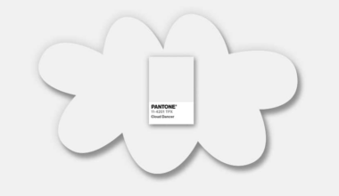 An off-white cloud on an off-white background. A colour swatch with the text “Pantone 11-4201 TPX Cloud Dancer