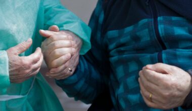 Ontario home care program pushed to January as hospitals strain under flu surge