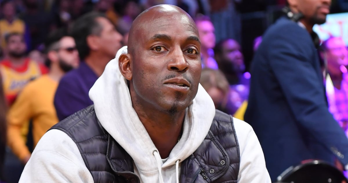 Kevin Garnett rejoins Timberwolves in off-court role