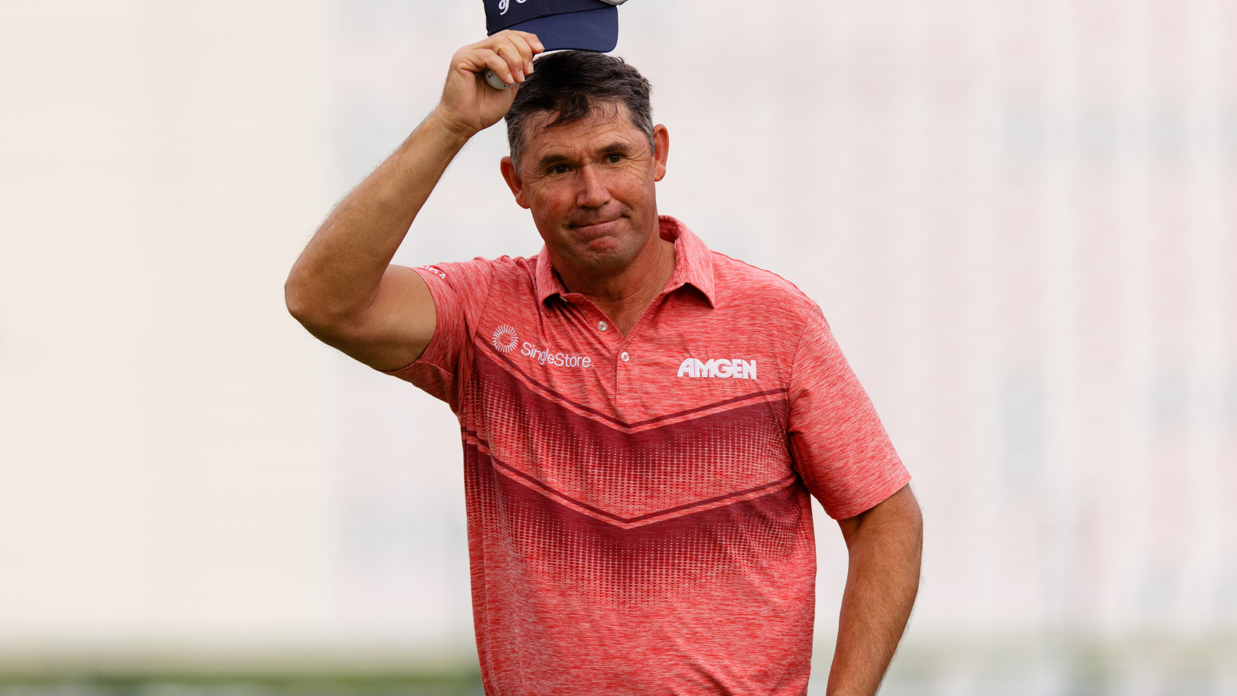 Padriag Harrington acknowledges fans