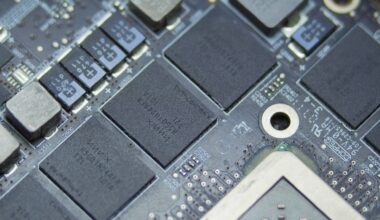 A new report highlights a possibility where smartphone manufacturers shift back to launching handsets with 4GB RAM