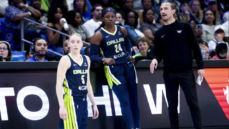 Arike Ogunbowale is unsure about recruiting with Paige Bueckers to bring new talent to the Wings image