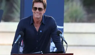 Tom Brady reveals how he'd play in the NFL right now at age 48 image