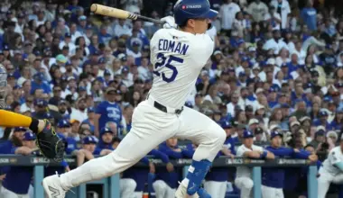 Dodgers predicted to sign $189M 2-time All-Star, 2-time AL hits leader, forcing Tommy Edman change image