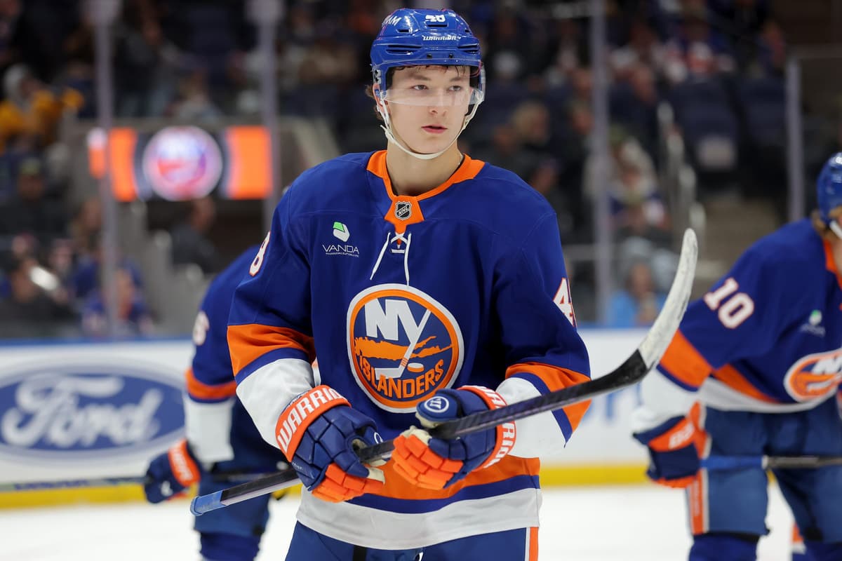 Islanders’ Matthew Schaefer becomes youngest defenseman in NHL history to reach 25 points