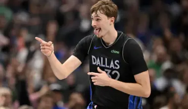 Mavericks' Cooper Flagg makes absurd 1st-half history never done in NBA before image