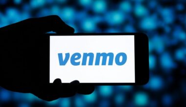 Venmo faced a possible outage Wednesday, Dec. 3, 2025, with over 2,000 users reporting server connection issues, according to Downdetector.com. (Shutterstock)