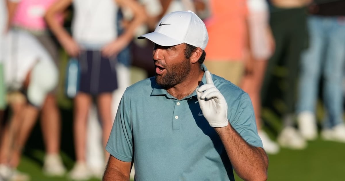 Scottie Scheffler shows no mercy, even in a friendly match with his caddie