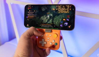 Abxylute M4 is one of the smartest phone controllers I've used