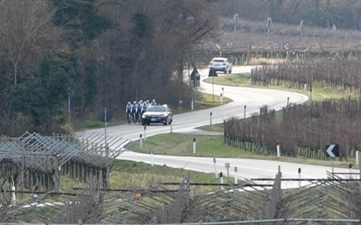 riders shot in Italy