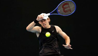 De Minaur hits the gym over Christmas to 'get bigger and stronger'