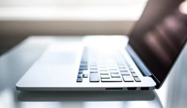 Ontario to mandate salary ranges and AI disclosure in job postings by 2026