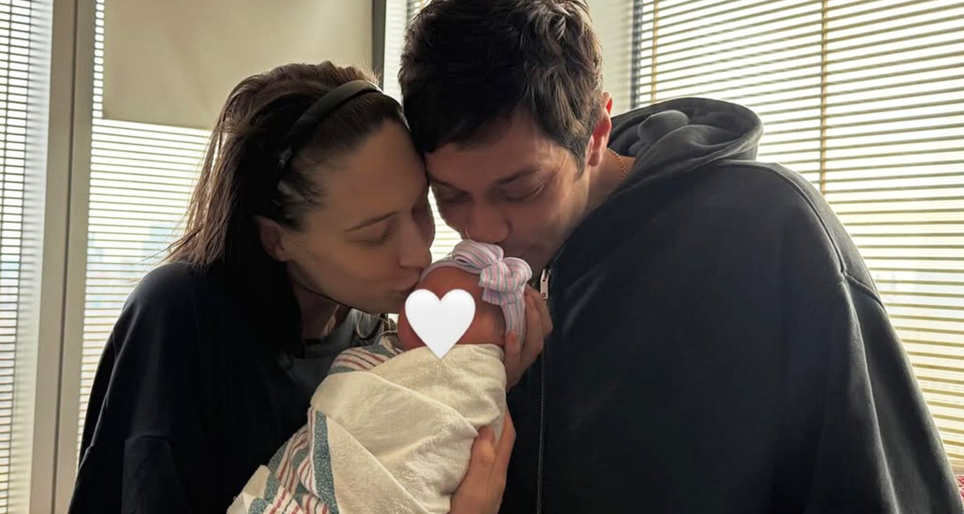 Pete Davidson's Model Girlfriend Elsie Hewitt Gives Birth