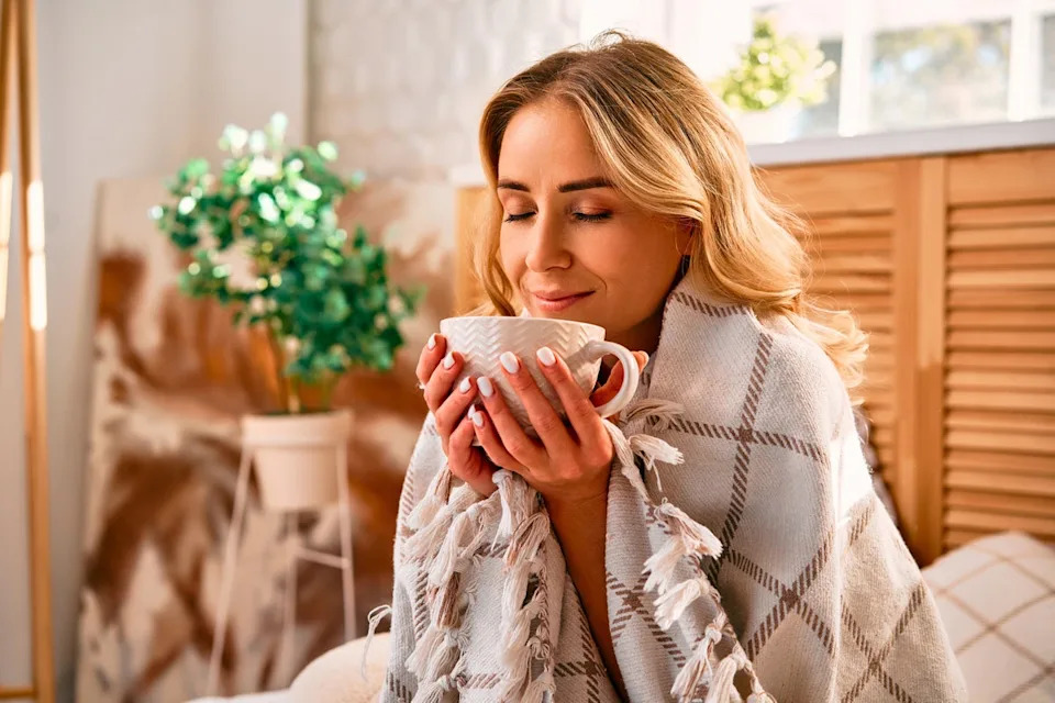A hot toddy may help some with their winter colds, but experts warn adding alcohol to the drink may have some negative impacts (Getty/iStock)
