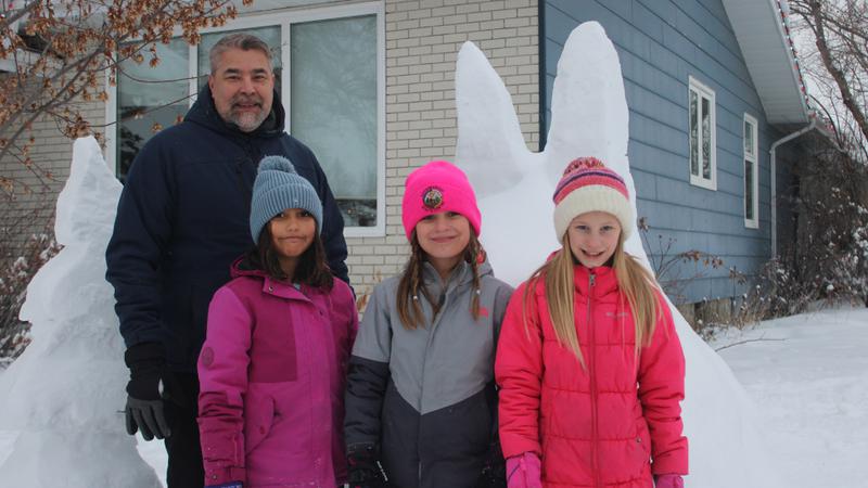 Prince Albert family continues snowy tradition